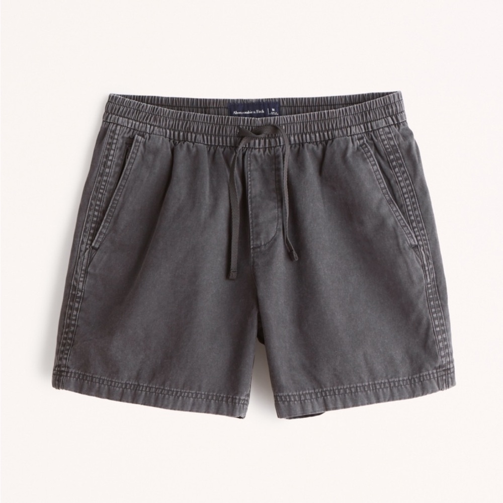 Abercrombie & Fitch 6” Court Short in Gray